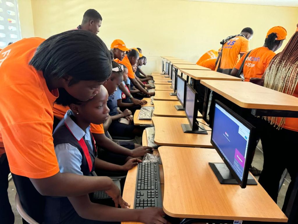 IMG-20240704-WA0047-1024x768 Education / Ouanaminthe: La Natcom fait don d’un laboratoire informatique au Lycée Capois-La-Mort